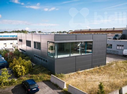Prodej komerčního objektu, sklad, 860 m²