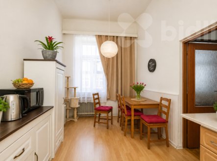 Prodej komerčního objektu, obchodní centrum, 810 m²