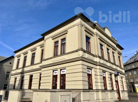 Pronájem kanceláře, 75 m²