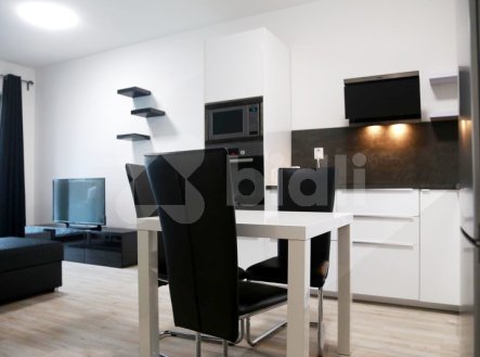 Pronájem bytu, 2+kk, 50 m²