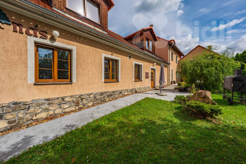 Bytový dům, 1 015 m2, Třebívlice - Dřemčice