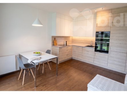 Pronájem bytu, 2+kk, 66 m²