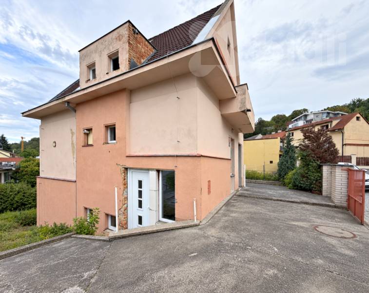 Rodinný dům 260 m2, pozemek 566 m2, Praha 6 - Liboc