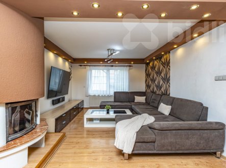 Prodej domu/vily, 285 m²