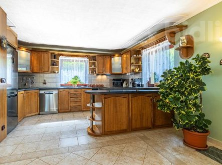 Prodej domu/vily, 221 m²