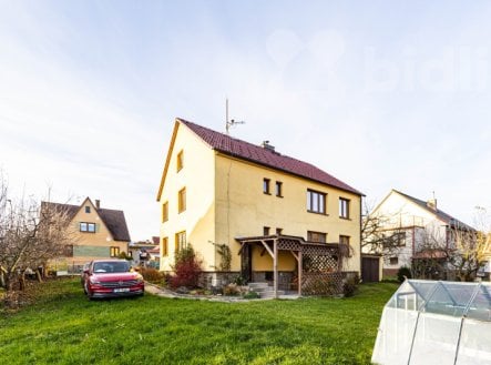 Prodej nájemního domu, 220 m²