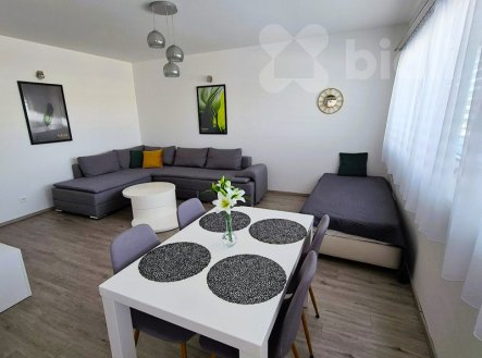 Pronájem bytu, 3+kk, 70 m²