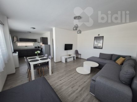 Pronájem bytu, 3+kk, 70 m²
