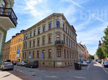 Pronájem bytu, 3+1, 120 m²
