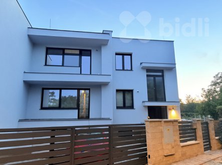 Pronájem bytu, 3+1, 88 m²