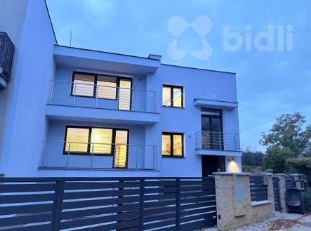 Pronájem bytu, 4+1, 100 m²