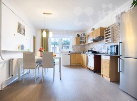 Prodej bytu, 3+kk, 97 m²