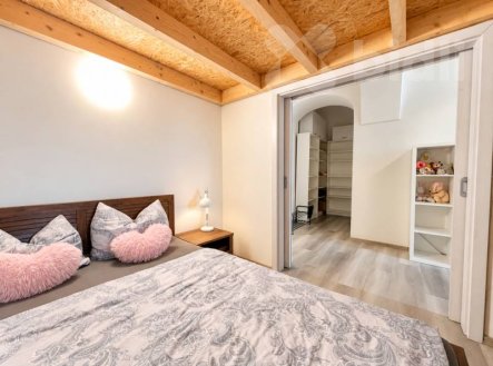 Prodej bytu, 1+1, 57 m²