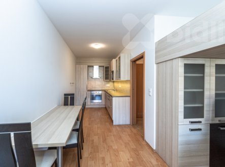Pronájem bytu, 2+kk, 61 m²