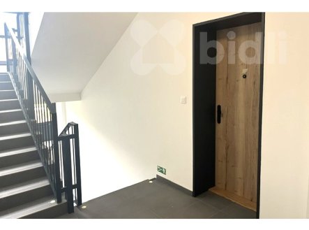 Pronájem bytu, 1+kk, 38 m²