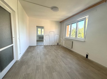 Pronájem bytu, 3+1, 55 m²