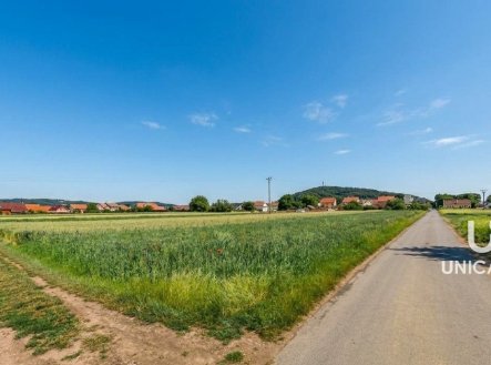 Prodej pozemku pro bydlení, 2 596 m²