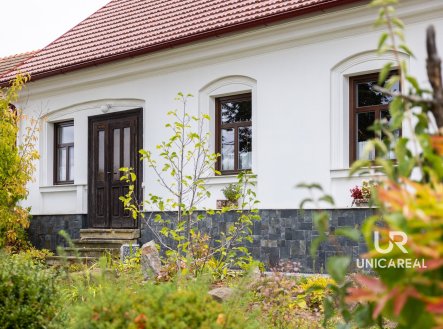 Prodej zemědělského objektu, 1 643 m²