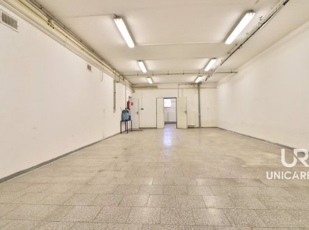 Prodej komerčního objektu, výroba, 834 m²