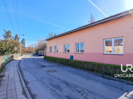 Prodej komerčního objektu, výroba, 834 m²