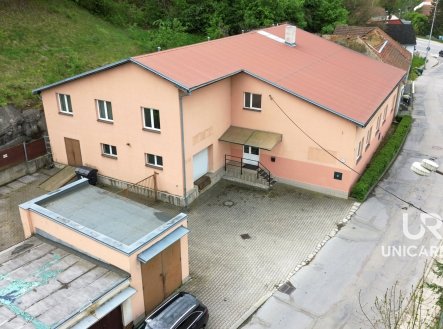 Prodej komerčního objektu, výroba, 834 m²