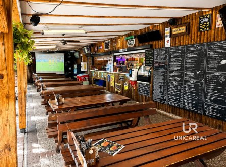 Prodej restaurace, 955 m²