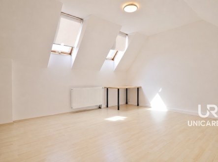 Pronájem bytu, 3+kk, 96 m²