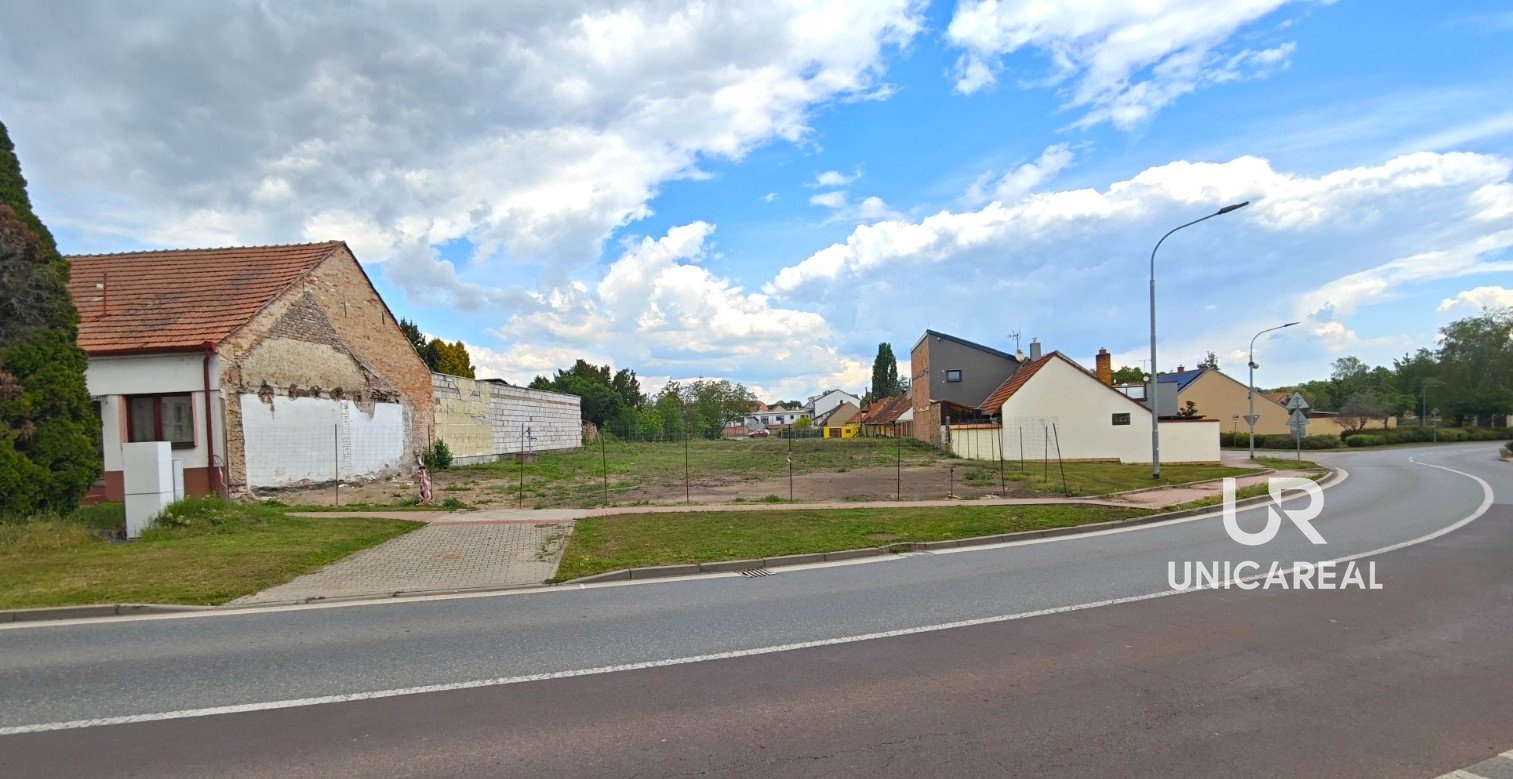 pozemek_sokolnice_1