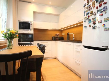Pronájem bytu, 4+1, 75 m²