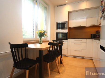 Pronájem bytu, 4+1, 75 m²