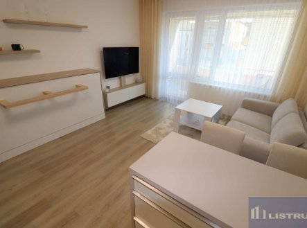 Pronájem bytu, 1+kk, 39 m²