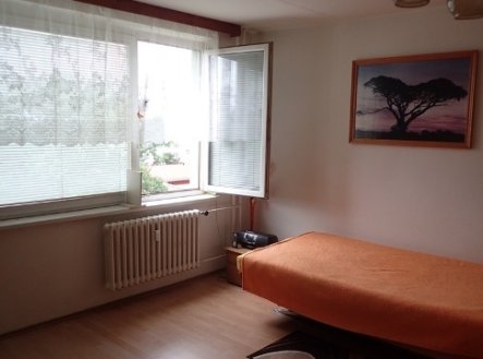 Pronájem bytu, 1+kk, 33 m²