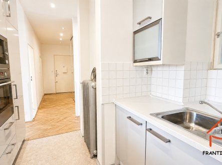 Pronájem bytu, 2+kk, 47 m²