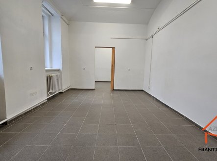 Pronájem kanceláře, 30 m²