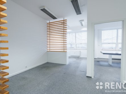 Prodej kanceláře, 70 m²