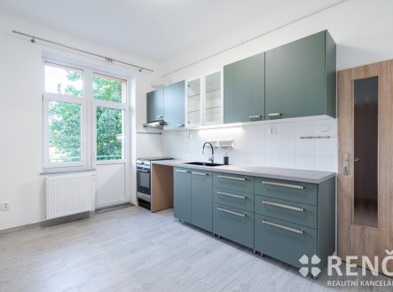 Byt 3+1 Černá Pole, ul. Martinkova, 85 m2, s balkonem a sklepem, po kompletní rekonstrukci, umístěný