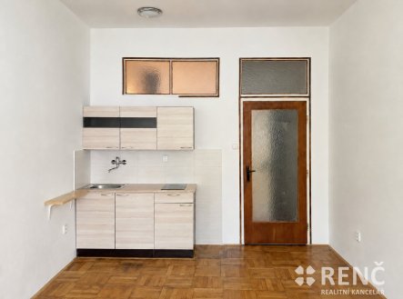 Pronájem bytu, 1+kk, 28 m²