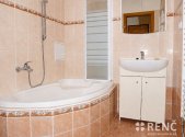 Pronájem bytu, 2+kk, 58 m²