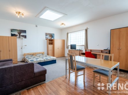 Pronájem bytu, 1+kk, 42 m² obrázek