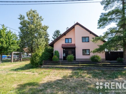 Pronájem bytu, 1+kk, 42 m²