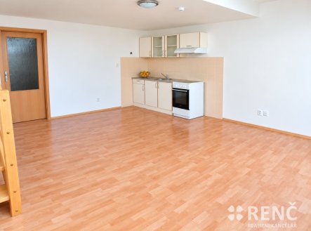 Pronájem bytu, 2+kk, 50 m²