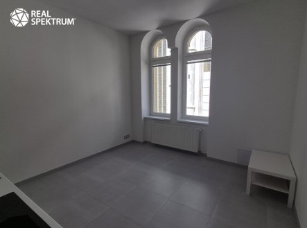 Pronájem bytu, 1+kk, 28 m²