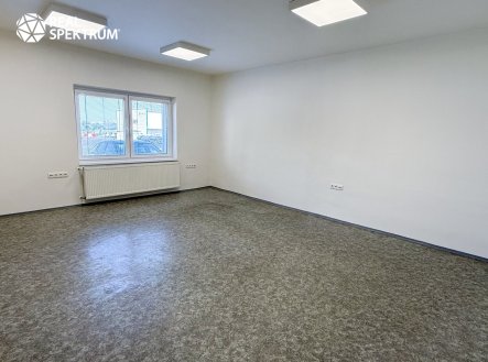 Pronájem kanceláře, 173 m²