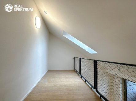 Pronájem bytu, 1+kk, 43 m²