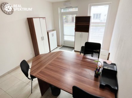 Pronájem kanceláře, 24 m²