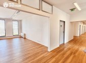 Pronájem kanceláře, 442 m²