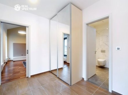 Pronájem bytu, 2+kk, 69 m²