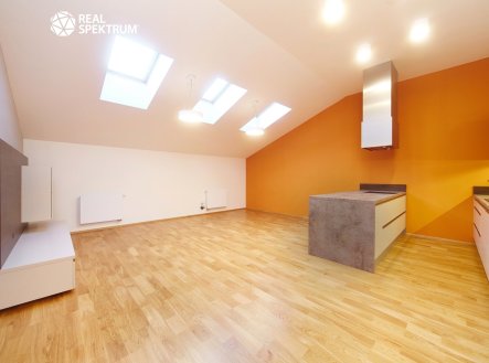 Pronájem bytu, 2+kk, 69 m²
