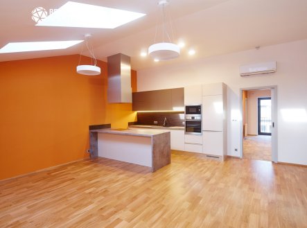 Pronájem bytu, 2+kk, 69 m²
