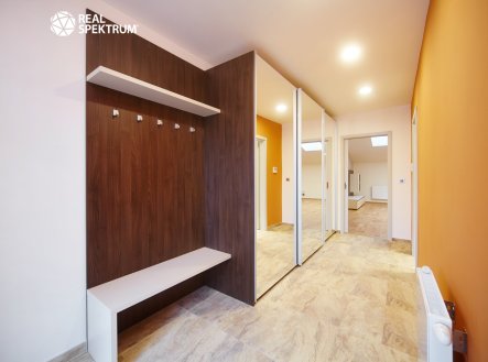 Pronájem bytu, 2+kk, 69 m²